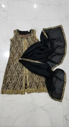 Golden Black Gown with matching Dupatta – elegant designer evening wear, imagecaption=Stunning Golden Black Gown & Dupatta available at Khareedo & Kharedo with Check on Delivery ,