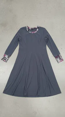To0 silk stretchable 4‑season top – used women’s fashion, imagecaption=To0 silk top available on Khareedo & Kharedo with Check on Delivery service.