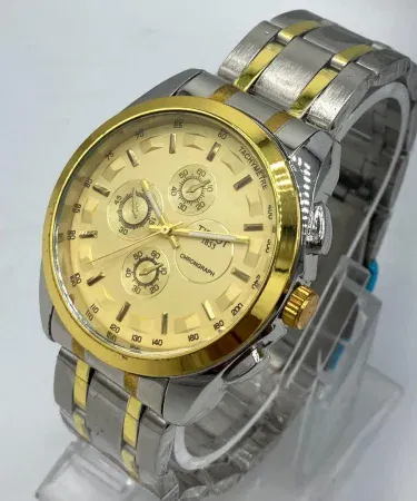 Classic men's stainless steel chain strap watch in golden and silver colors, imagecaption=Elegant classic watch featuring quartz movement, water resistance, and a stylish chain strap.
