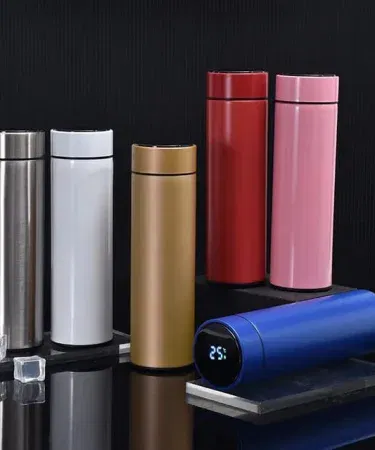 500ml stainless steel water bottle with LED temperature display on Khareedo product page , imagecaption=LED Temperature Display Stainless Steel Water Bottle – 500 ml (Khareedo/Kharedo) ,