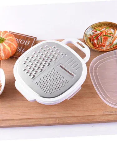 4‑IN‑1 multi grater with compact storage case and plastic safety cover, stainless steel kitchen tool for shredding, slicing and zesting