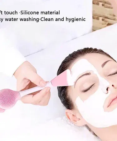 2‑in‑1 silicone facial brush double‑sided mask brush and cleansing scrubber – random color, perfect for gentle exfoliation and mud mask application