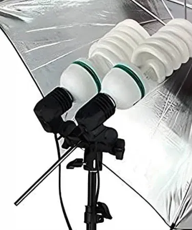 double-bulb-umbrella-studio-light-holder-for-photographers-and-youtubers