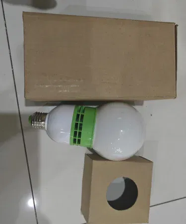 E27 220V Radar Detection Night Light – 35W Warm Energy Saver LED Bulb, imagecaption=Smart radar‑activated night light fitting E27 and B22 sockets, perfect for home use.