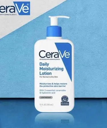 CeraVe Daily Moisturizing Lotion 237ml – fragrance‑free, oil‑free, hydrating skin care lotion for face and body, packaged in a sleek white bottle.