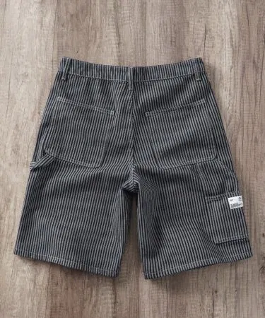 Men’s Premium Light Grey Denim Shorts – Casual Summer Half Pants for Men, perfect for summer wear in Pakistan