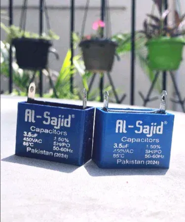 3.5 microfarad fan capacitor replacement part for electric motors sold in Pakistan
