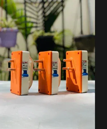 High breaking mini circuit breaker 10A 16A 20A electrical safety switch sold in Pakistan