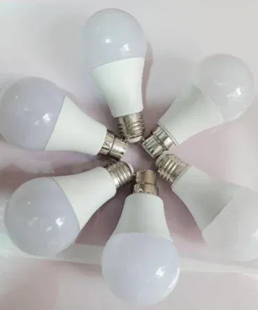 20 watt light bulb with E27 or B22 base sold in Pakistan