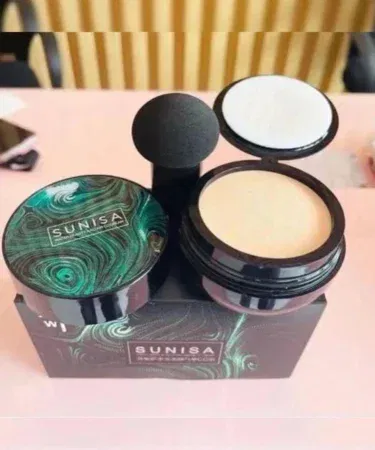 Air cushion CC cream foundation with mushroom applicator for seamless blending, full coverage, and even tone finish, sold in Pakistan.