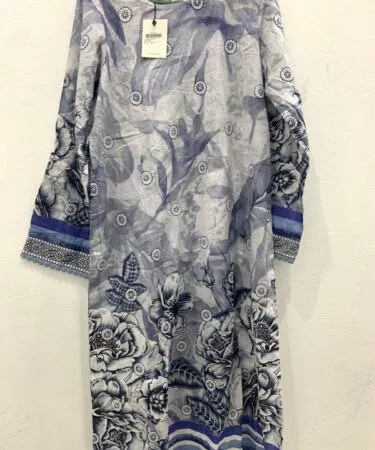 Lightweight summer lawn kurtis for women, breathable fabric, ideal for hot weather in Pakistan.
