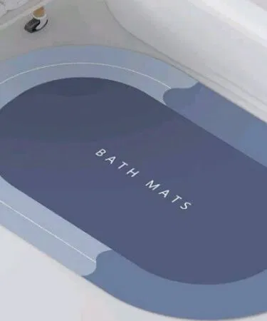 Premium grey anti-slip bath mat 40x60cm, ultra absorbent, quick dry, washable, non-skid floor mat for bathrooms in Pakistan