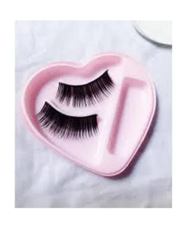 3 pairs of 3D false eyelashes for makeup, fake eyelashes kit, sold in Pakistan