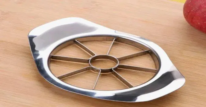 Premium stainless steel apple slicer and corer with ergonomic handle, heavy duty fruit cutter for Pakistan