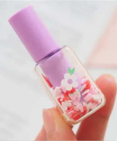Mini cute nail polish shape highlighter marker pen, ideal for students and stationery lovers in Pakistan.