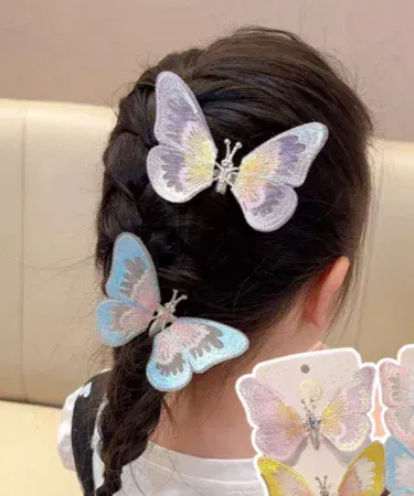 Big size butterfly hairpins hailclips for women, stylish hair accessory sold in Pakistan