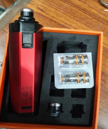 INVC Palace S Pod System rechargeable vape kit in red, blue, or black, sold in Pakistan.