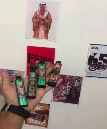Aroma King Lion disposable vape with 3000 puffs, available in multiple flavors, sold in Pakistan.