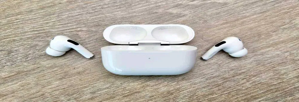 Pro 2 wireless earbuds white with heavy bass, buzzer, touch controls, and charging case sold in Pakistan
