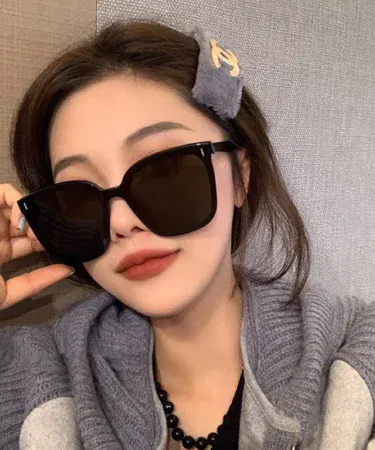 Stylish Oversized Black Square Sunglasses | Khareedo