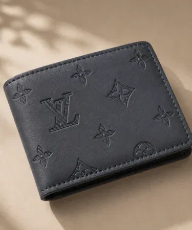 Premium Buff Leather Compact Wallet for Men | Khareedo