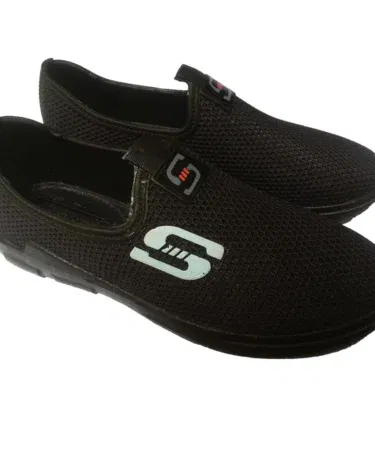 Rubber jogger style shoes for men and women, ideal for running and gym, available in Pakistan.