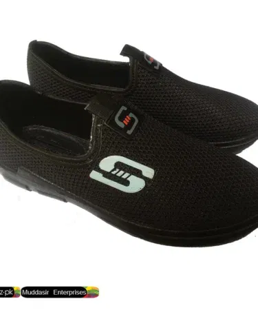 Rubber jogger style shoes for men and women, ideal for running and gym, available in Pakistan.