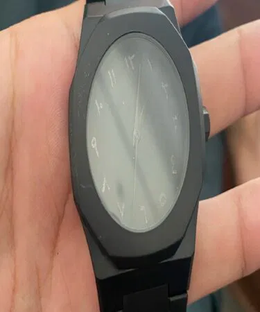 Aura men's black dial watch with metal strap, black color, fibre material, sold in Pakistan
