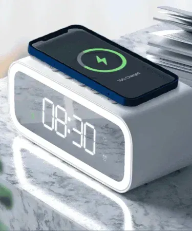 WiWU Wi-015 Time Wireless Charger for fast and convenient charging in Pakistan